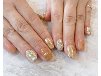 ネイルサロン ティフィン(tiffin)/~ギラギラネイル~