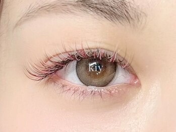 まつげエクステ専門店 キー(kiy)の写真/太さ・長さ・カールの種類を豊富にご用意♪人気のカラーエクステが何色でもMIX可◎理想の目元を叶えます☆