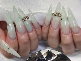 もやもやネイル　担当Mao