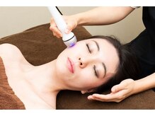 大人気の新型ハイパ一ナイフ7で固い脂肪を分し徹底燃焼!!