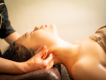 けんらくリラクゼーションの写真/瞬間寝落ち♪頭と目のダブル疲労をスッキリケア！アロマフェイシャルで美肌効果も同時に◎ホットストーン付