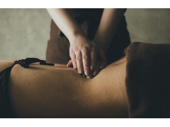 パノラマ(360°)の写真/旅のあとに残るような心地よい余韻を。全身を丁寧に整え、心までやわらぐひとときをご提供します。