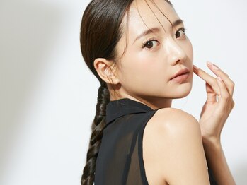 アプリーレ(Aprile)の写真/【駅チカ＆20:00まで営業】お客様の多様なニーズにお応え出来るよう最先端のトレンド商材を豊富にご用意◎