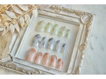 十人十色の雰囲気（~シンプルに美しいネイル/大人上品なネイル~）