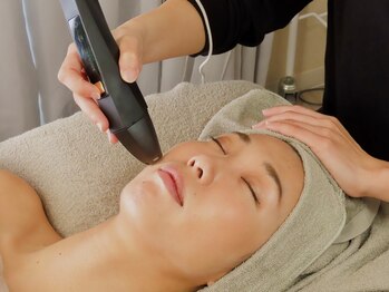 ルポアミ 代々木上原(REPOS AMI)の写真/☆プラズマ技術で驚きの透明感！ニキビケアに最適◎シミ・たるみをケアし、憧れ肌へ！