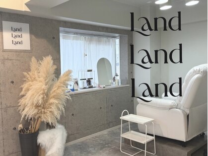 ランド(LAND)の写真