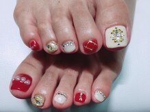 モカネイル(moca nail)の雰囲気（【8000円定額ジェルネイル】サンダルに映えるレッド×ホワイト）