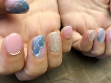 プラハネイル(+HER 美甲)/タイダイ×金箔