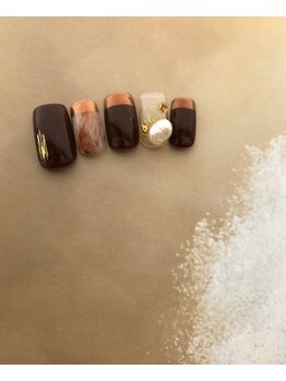 クワイ(Qui)/ミラーネイル