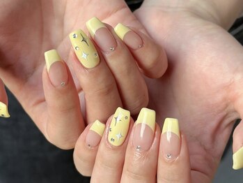 ラヴィエ ベル(La vie est belle)/イエローフレンチ