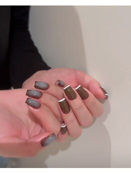 ピンキーネイル(Pinky Nail)/秋ネイル