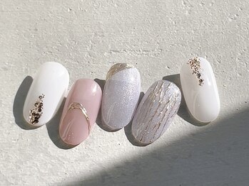 ネイルアトリエ リコ(nail atelier Rico)の写真/【サンプルが豊富でデザインが決まっていなくてもOK♪】丁寧かつスピーディーに健康的なお爪へ仕上げます！