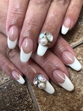ネイルギャラリーアヴァン(NAIL GALLERY Avant)/白フレンチ