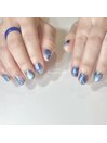 奥行き感ブルーニュアンスネイル