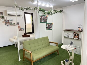 ナオル整体 池袋院(NAORU整体)/受付&待合室【池袋駅 整体】