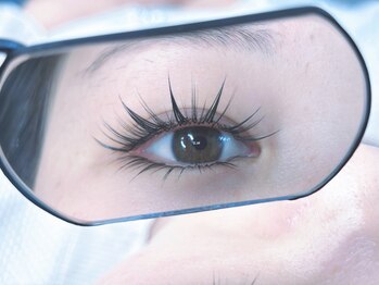 U.mi【まつげパーマ/パリジェンヌ/フラットラッシュ/アンドヘルシー/パリエク/LED】/