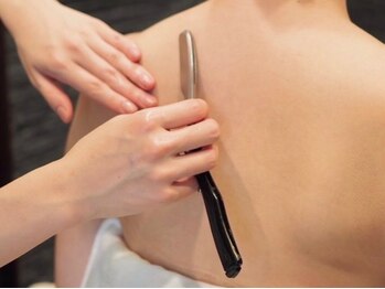 ヘアーステージ ディーバ(Hair Stage DIVA)の写真/「後姿を美しく」ふと誰かに見られた時、自信が持てる自分に♪お顔剃りと組み合わせたトータルケアも可能◎