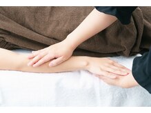 お顔そり専門店 ビューティーフェイス ルミネ立川店/【むくみ改善】ハンドエステ