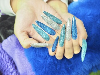 カートゥーン(CARTOON)/