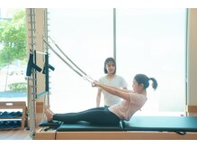 ピラティスマシンは全て完備！800種類のエクササイズを提供！
