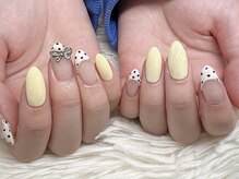 ソンリエ 青竹店(SONRiE)/バターイエローにドットネイル！