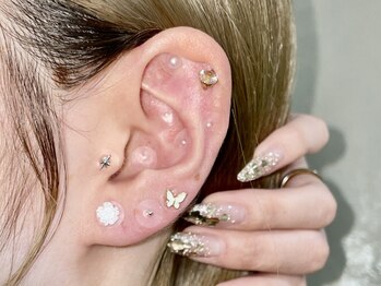 エクラン(ecrin)/耳つぼジュエリー