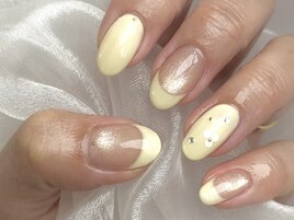 マグネットにフレンチネイル