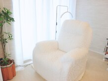 eyesalon wag【眉毛アイブロウ/まつげパーマ】の雰囲気（ゆったりとしたリクライニングソファでリラックス★）