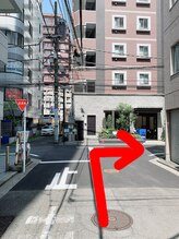 スンダリ(Sundari)/突き当ったら右に曲がる