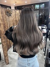 コイリーネイル アンド アイブロー(koily nail & eyebrow)&nbsp;Anna 