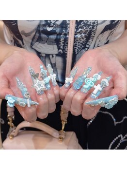 ハイビューティー 渋谷(Hi Beauty)の写真/持ち込みアートもOK◎長さ出しで理想の指先へ♪【ネイルチップ10本長さ出し/パーツつけ放題 ￥9,500～】