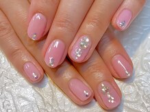 ビービーネイル(BB)/上品ストーンアートネイル☆