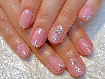 ビービーネイル(BB)/上品ストーンアートネイル☆