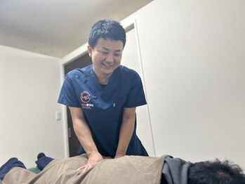 越谷みんなの鍼灸整骨院/骨盤の開き/歪みも修正致します