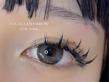 ルシアラッシュブロウ 心斎橋(LUCIALASHBROW)/ワンホンボリューム/LED/心斎橋