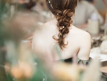 サラグランデ(Sara Grande)/二の腕、背中、首周りもスッキリ