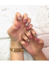 プライズアイリス アイラッシュ 池袋東口店(prize Iris eyelash)/スタッフネイル