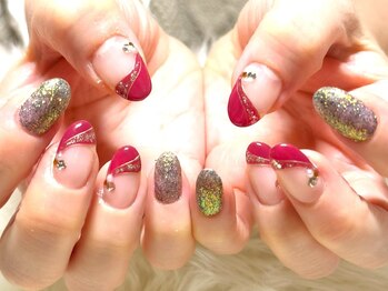 ネイルサロンブリス(nail salon Bliss)/☆大人の変形フレンチネイル☆