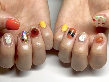 へんてこカラフル