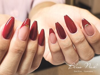 ブリス(Bliss)/ボルドーネイル/山田