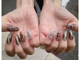 レオパード柄ネイル