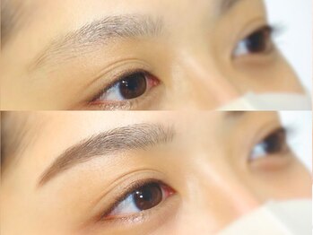 クレビア(CreBiA)/眉毛スタイリング