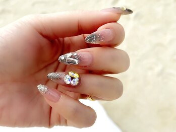 シェル ネイル(Cher nail)/きらきらネイル【Cher nail】