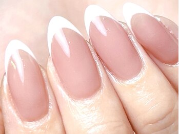 福ネイル(nail)の写真/自爪に優しい一層残しのフィルイン施術★シンプルだからこそ美フォルムにこだわり、持ちの良さを実現♪
