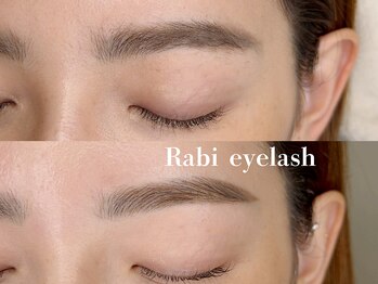 Rabi eyelash 【まつげパーマ/パリジェンヌ/LED/マツエク/眉毛】の写真/完全個室のプライベート空間で人目を気にせず施術可能♪理想の目元に合わせてまつ毛パーマメニューも有り◎