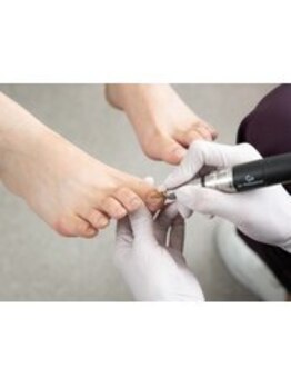 巻き爪専門店naillab.薬院駅ビル院の写真/【薬院駅1分】痛い巻き爪・足の悩みを根本改善！1対1のプライベート空間で初めての方も相談しやすい♪