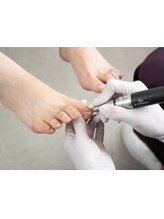 ネイルラボ 薬院駅ビル院(naillab.)