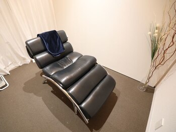 ルフレ(Reflet)/個室の施術スペース完備