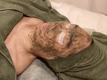 シア(Shia)の写真/ハーブピーリング超え!【剥がさず育てる*ハーブトリートメント】年齢と共に気になるシミ/シワ/たるみ改善◎
