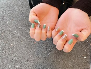 個性派simple☆ 担当:平岡